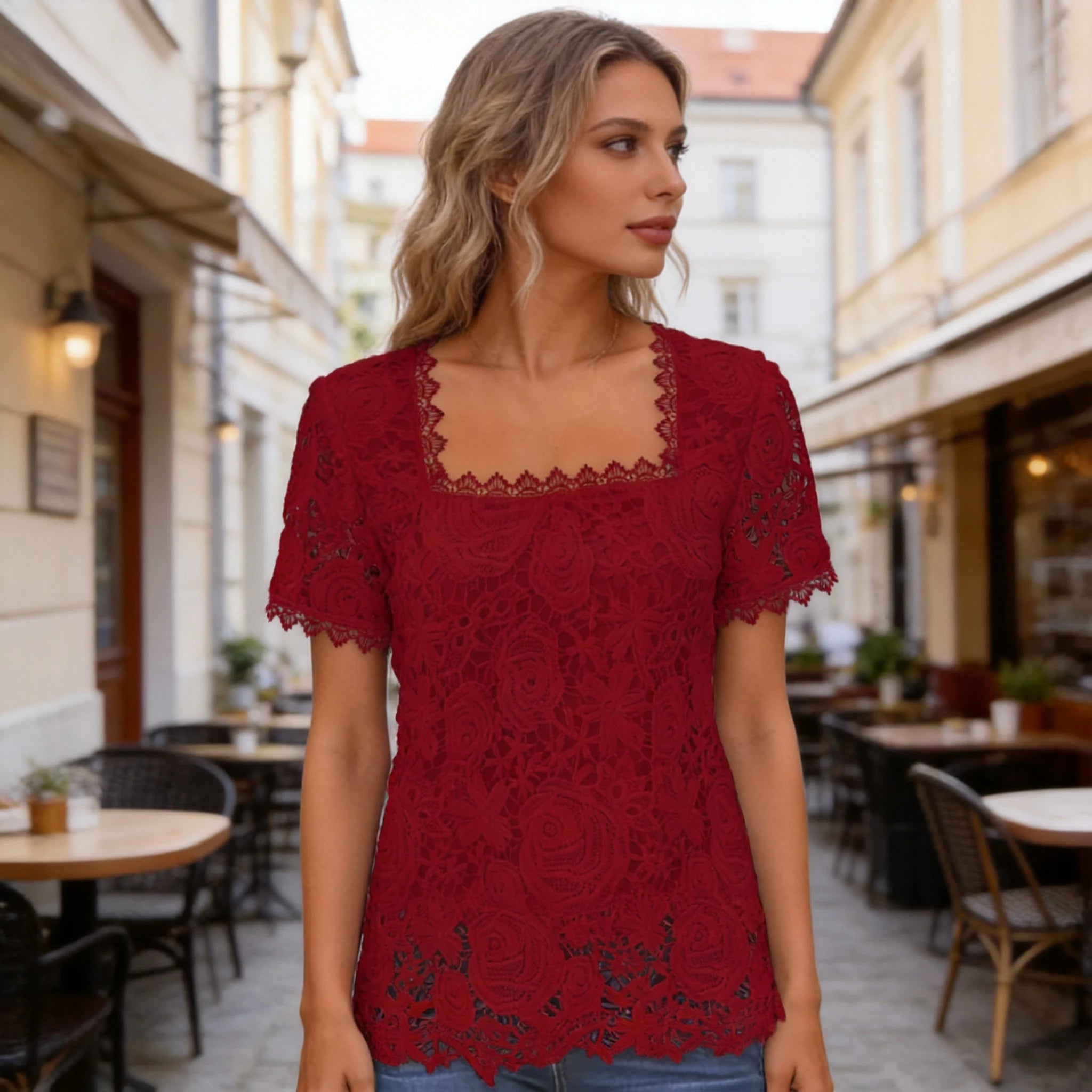 👚Bluză cu mânecă scurtă, decolteu pătrat și dantelă decupată în stil francez